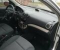 Серый Шевроле Авео, объемом двигателя 1.5 л и пробегом 177 тыс. км за 3800 $, фото 2 на Automoto.ua