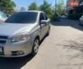 Серый Шевроле Авео, объемом двигателя 1.5 л и пробегом 350 тыс. км за 4500 $, фото 1 на Automoto.ua
