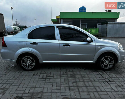 Серый Шевроле Авео, объемом двигателя 1.5 л и пробегом 195 тыс. км за 5200 $, фото 3 на Automoto.ua