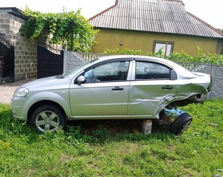 Сірий Шевроле Авео, об'ємом двигуна 1.5 л та пробігом 145 тис. км за 2000 $, фото 12 на Automoto.ua