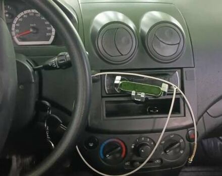 Серый Шевроле Авео, объемом двигателя 1.5 л и пробегом 219 тыс. км за 3200 $, фото 5 на Automoto.ua