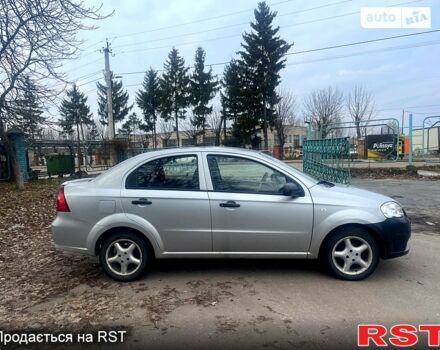 Серый Шевроле Авео, объемом двигателя 1.2 л и пробегом 140 тыс. км за 3700 $, фото 2 на Automoto.ua