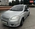 Серый Шевроле Авео, объемом двигателя 1.5 л и пробегом 292 тыс. км за 3450 $, фото 1 на Automoto.ua