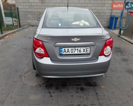 Сірий Шевроле Авео, об'ємом двигуна 1.4 л та пробігом 147 тис. км за 6400 $, фото 5 на Automoto.ua