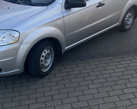 Сірий Шевроле Авео, об'ємом двигуна 1.6 л та пробігом 70 тис. км за 4500 $, фото 6 на Automoto.ua