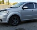 Серый Шевроле Авео, объемом двигателя 1.5 л и пробегом 148 тыс. км за 4800 $, фото 1 на Automoto.ua
