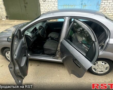 Серый Шевроле Авео, объемом двигателя 1.5 л и пробегом 159 тыс. км за 4400 $, фото 3 на Automoto.ua