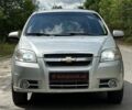 Серый Шевроле Авео, объемом двигателя 1.5 л и пробегом 227 тыс. км за 4500 $, фото 1 на Automoto.ua