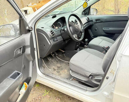 Серый Шевроле Авео, объемом двигателя 1.5 л и пробегом 168 тыс. км за 2200 $, фото 5 на Automoto.ua