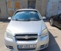 Серый Шевроле Авео, объемом двигателя 1.5 л и пробегом 443 тыс. км за 3300 $, фото 1 на Automoto.ua