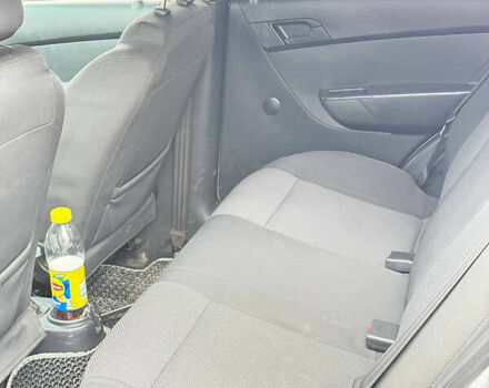 Серый Шевроле Авео, объемом двигателя 1.5 л и пробегом 168 тыс. км за 2200 $, фото 4 на Automoto.ua