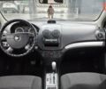 Серый Шевроле Авео, объемом двигателя 1.5 л и пробегом 184 тыс. км за 5700 $, фото 1 на Automoto.ua