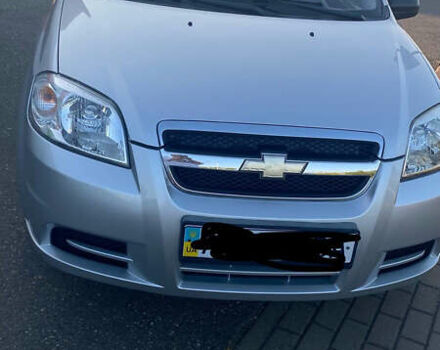 Сірий Шевроле Авео, об'ємом двигуна 1.6 л та пробігом 70 тис. км за 4500 $, фото 2 на Automoto.ua
