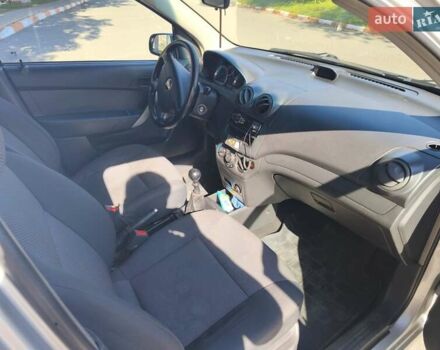 Серый Шевроле Авео, объемом двигателя 1.5 л и пробегом 122 тыс. км за 4400 $, фото 3 на Automoto.ua
