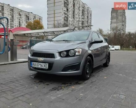 Сірий Шевроле Авео, об'ємом двигуна 1.4 л та пробігом 147 тис. км за 6400 $, фото 2 на Automoto.ua