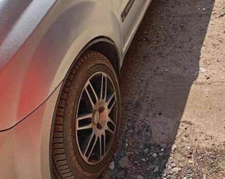 Серый Шевроле Авео, объемом двигателя 1.5 л и пробегом 300 тыс. км за 3000 $, фото 5 на Automoto.ua