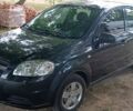 Серый Шевроле Авео, объемом двигателя 1.5 л и пробегом 219 тыс. км за 3200 $, фото 1 на Automoto.ua