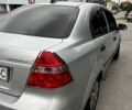 Серый Шевроле Авео, объемом двигателя 1.5 л и пробегом 292 тыс. км за 3450 $, фото 2 на Automoto.ua