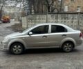 Сірий Шевроле Авео, об'ємом двигуна 1.5 л та пробігом 160 тис. км за 4200 $, фото 1 на Automoto.ua