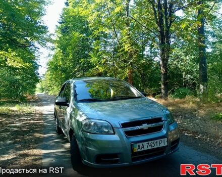 Серый Шевроле Авео, объемом двигателя 1.5 л и пробегом 170 тыс. км за 4200 $, фото 1 на Automoto.ua