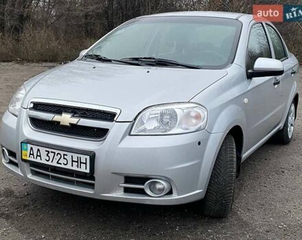 Серый Шевроле Авео, объемом двигателя 1.5 л и пробегом 124 тыс. км за 4800 $, фото 4 на Automoto.ua