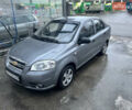 Серый Шевроле Авео, объемом двигателя 1.5 л и пробегом 170 тыс. км за 5000 $, фото 6 на Automoto.ua