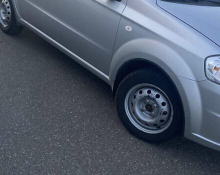 Сірий Шевроле Авео, об'ємом двигуна 1.6 л та пробігом 70 тис. км за 4500 $, фото 3 на Automoto.ua