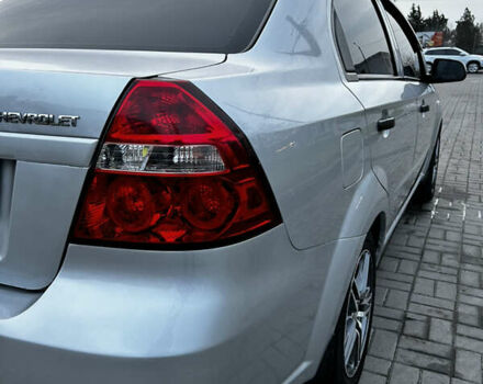 Серый Шевроле Авео, объемом двигателя 1.5 л и пробегом 195 тыс. км за 5200 $, фото 9 на Automoto.ua