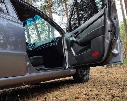 Серый Шевроле Авео, объемом двигателя 1.21 л и пробегом 161 тыс. км за 4800 $, фото 9 на Automoto.ua