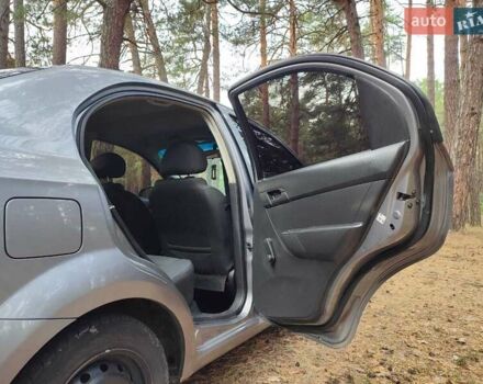 Серый Шевроле Авео, объемом двигателя 1.21 л и пробегом 161 тыс. км за 4800 $, фото 11 на Automoto.ua