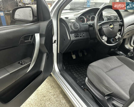 Серый Шевроле Авео, объемом двигателя 1.5 л и пробегом 195 тыс. км за 5200 $, фото 15 на Automoto.ua