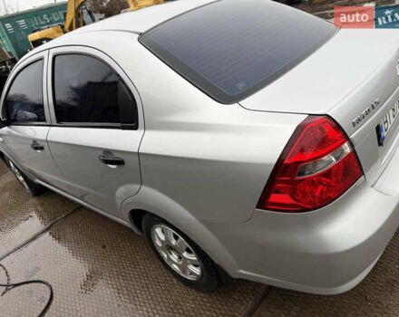 Серый Шевроле Авео, объемом двигателя 1.5 л и пробегом 190 тыс. км за 4600 $, фото 4 на Automoto.ua