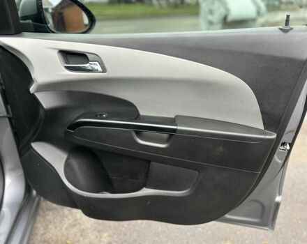 Сірий Шевроле Авео, об'ємом двигуна 1.6 л та пробігом 42 тис. км за 7900 $, фото 22 на Automoto.ua