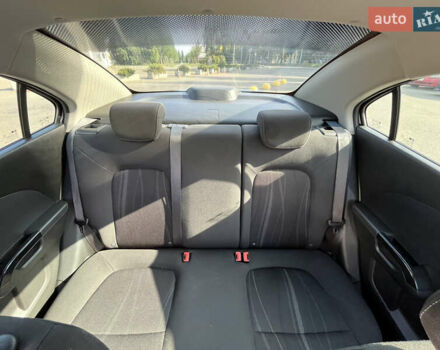 Серый Шевроле Авео, объемом двигателя 1.6 л и пробегом 170 тыс. км за 6800 $, фото 12 на Automoto.ua