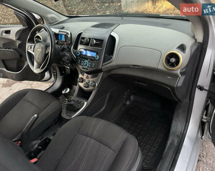 Серый Шевроле Авео, объемом двигателя 1.6 л и пробегом 79 тыс. км за 4650 $, фото 11 на Automoto.ua