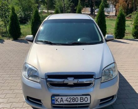 Серый Шевроле Авео, объемом двигателя 1.5 л и пробегом 244 тыс. км за 3350 $, фото 2 на Automoto.ua