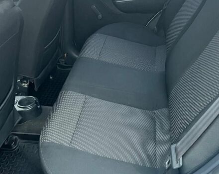 Сірий Шевроле Авео, об'ємом двигуна 1.5 л та пробігом 150 тис. км за 4800 $, фото 5 на Automoto.ua