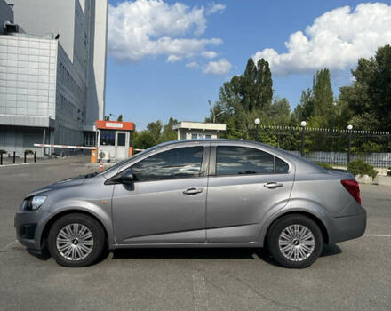 Серый Шевроле Авео, объемом двигателя 1.6 л и пробегом 170 тыс. км за 6800 $, фото 2 на Automoto.ua
