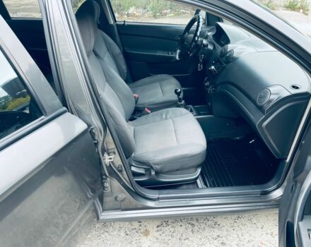 Серый Шевроле Авео, объемом двигателя 1.5 л и пробегом 299 тыс. км за 3200 $, фото 16 на Automoto.ua