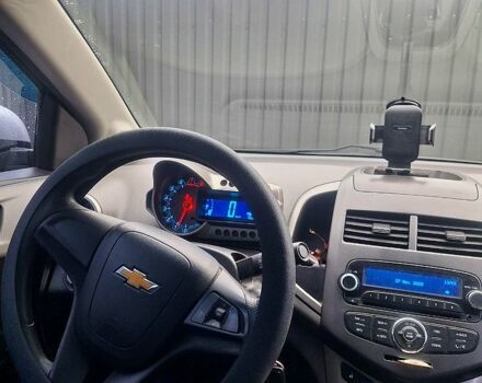 Серый Шевроле Авео, объемом двигателя 1.6 л и пробегом 161 тыс. км за 6500 $, фото 2 на Automoto.ua