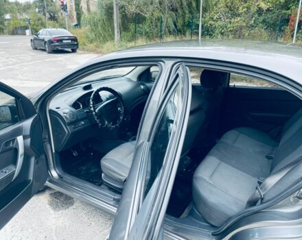 Серый Шевроле Авео, объемом двигателя 1.5 л и пробегом 299 тыс. км за 3200 $, фото 15 на Automoto.ua