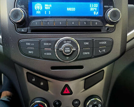 Серый Шевроле Авео, объемом двигателя 1.6 л и пробегом 143 тыс. км за 7000 $, фото 5 на Automoto.ua