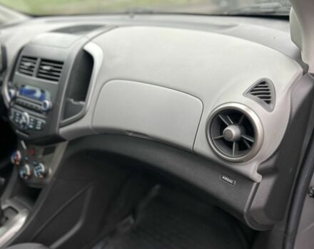 Сірий Шевроле Авео, об'ємом двигуна 1.6 л та пробігом 42 тис. км за 7900 $, фото 21 на Automoto.ua