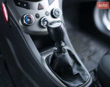 Сірий Шевроле Авео, об'ємом двигуна 1.6 л та пробігом 183 тис. км за 5500 $, фото 11 на Automoto.ua