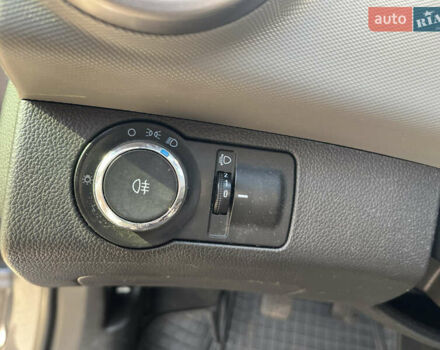 Серый Шевроле Авео, объемом двигателя 1.6 л и пробегом 170 тыс. км за 6800 $, фото 10 на Automoto.ua