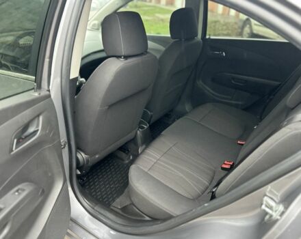 Сірий Шевроле Авео, об'ємом двигуна 1.6 л та пробігом 42 тис. км за 7900 $, фото 13 на Automoto.ua