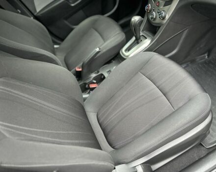 Сірий Шевроле Авео, об'ємом двигуна 1.6 л та пробігом 42 тис. км за 7900 $, фото 19 на Automoto.ua