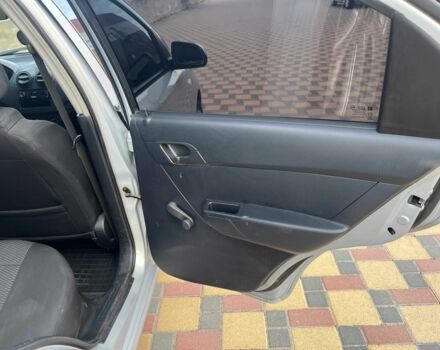 Сірий Шевроле Авео, об'ємом двигуна 1.5 л та пробігом 113 тис. км за 4500 $, фото 9 на Automoto.ua