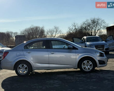 Сірий Шевроле Авео, об'ємом двигуна 1.3 л та пробігом 209 тис. км за 3999 $, фото 9 на Automoto.ua