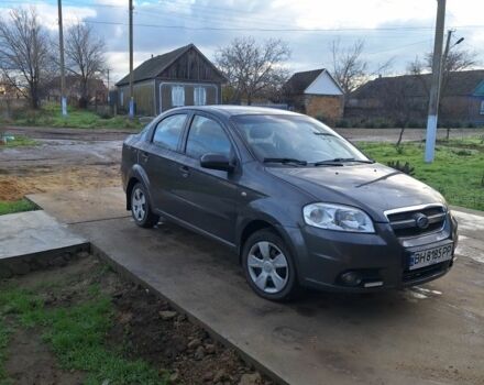 Серый Шевроле Авео, объемом двигателя 1.5 л и пробегом 113 тыс. км за 4000 $, фото 1 на Automoto.ua